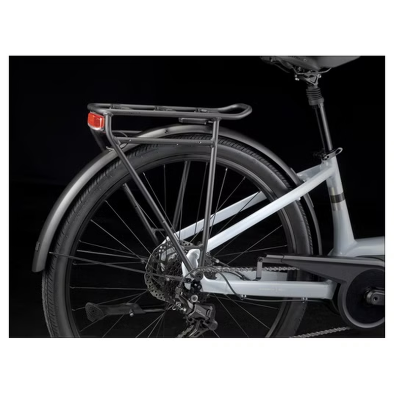 Vélo de Ville Électrique Trek Verve+ 2 Lowstep 400wh Shimano Cues 9V Gris Gen 3 – Image 4