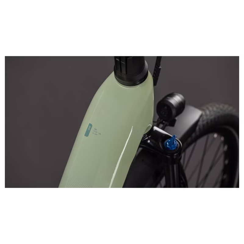 VTC Électrique Cube Kathmandu Hybrid One 800 Easy Entry Shimano Cues 10V 800 Wh 700 mm Vert Pea 2026 – Image 7