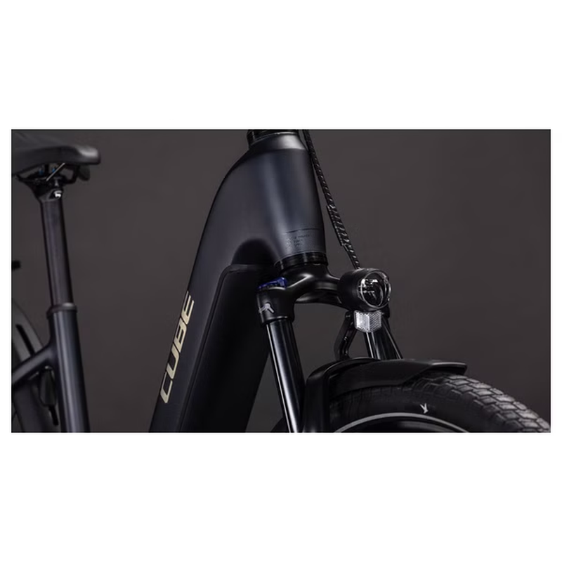 VTC Électrique Cube Touring Hybrid One 600 Easy Entry Shimano Cues 9V 600 Wh 700 mm Noir Coal 2026 – Image 9